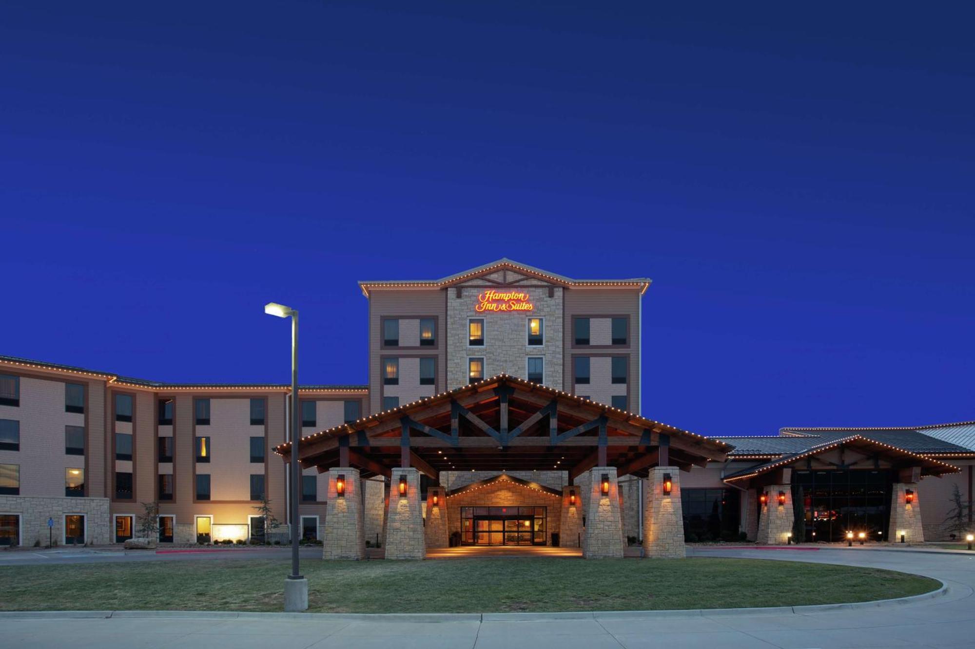 Hampton Inn & Suites I-35/Mulvane Екстериор снимка