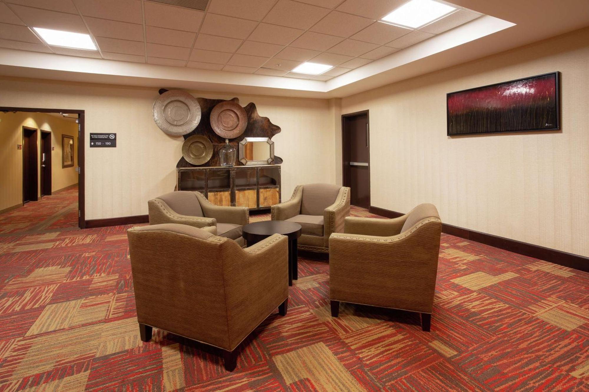Hampton Inn & Suites I-35/Mulvane Екстериор снимка