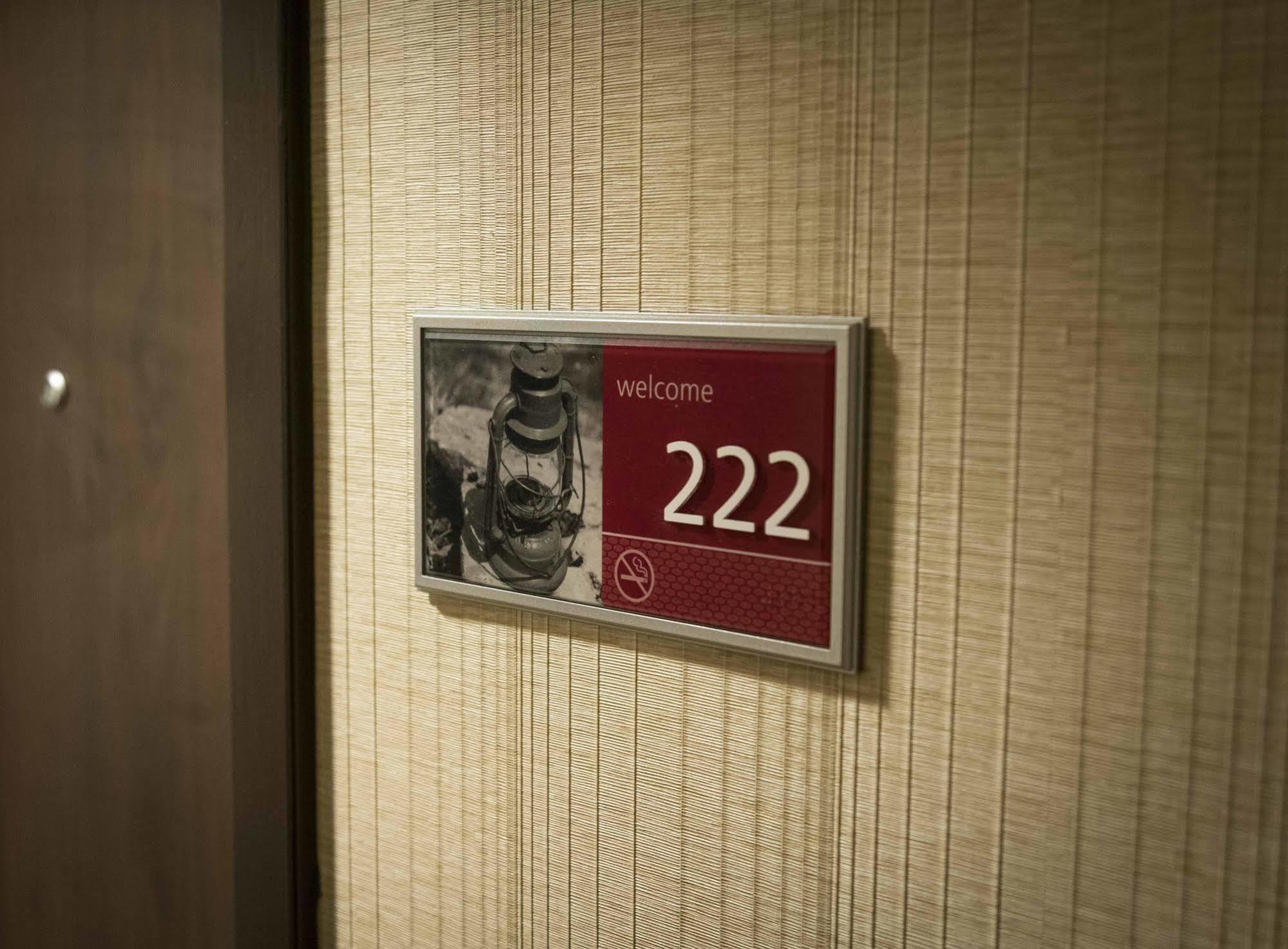Hampton Inn & Suites I-35/Mulvane Екстериор снимка